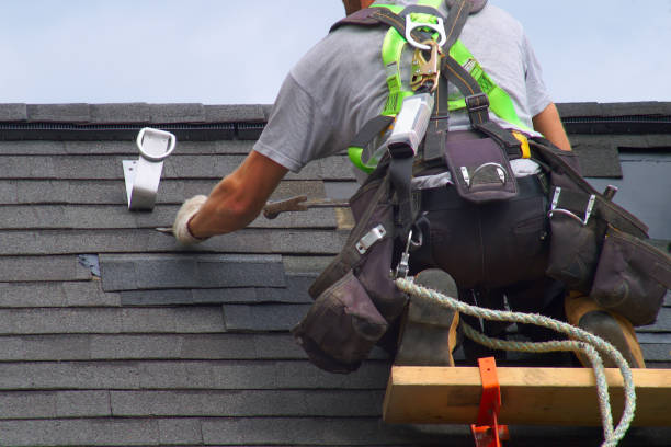 Best Commercial Roofing Services  in Mazomanie, WI